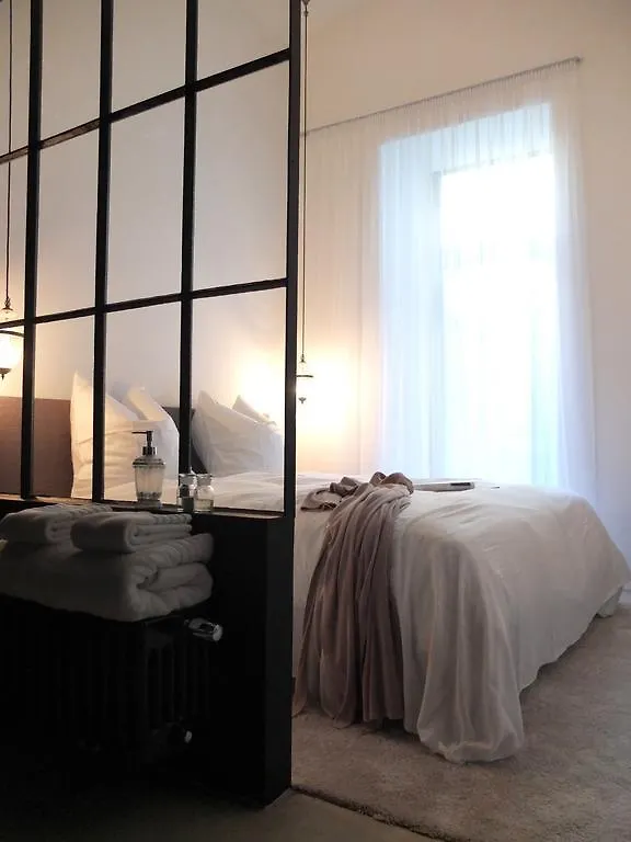 This Is Not A Hotel Viena 3*,  Austria