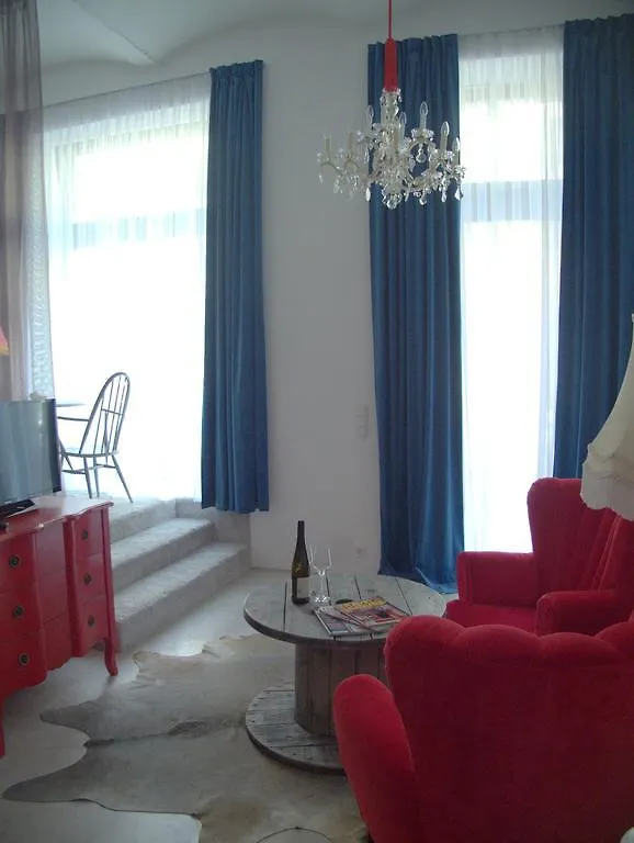 This Is Not A Hotel Viena